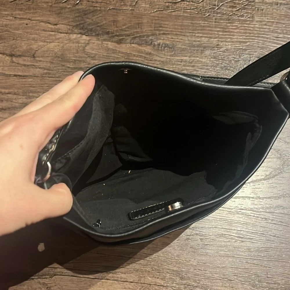 relic faux black leather crossbody purse